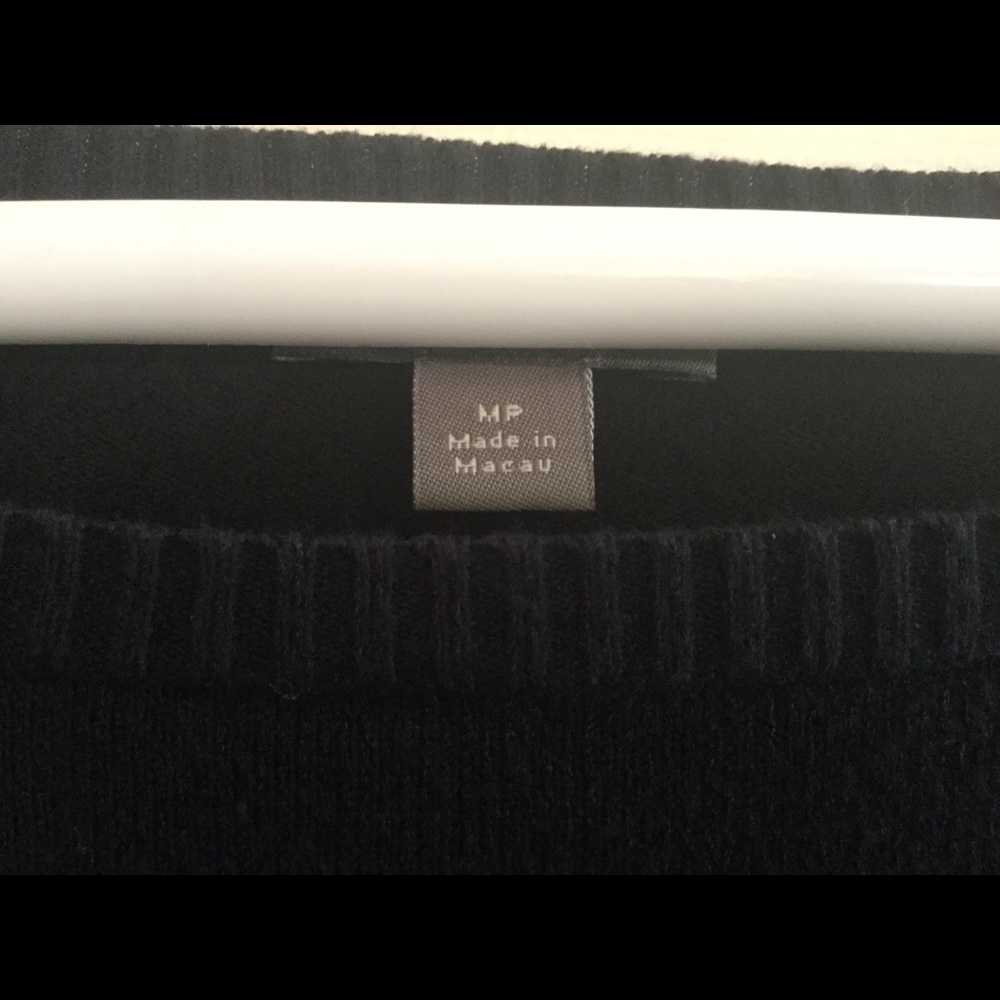 Women’s sweater - Picture 2 of 4